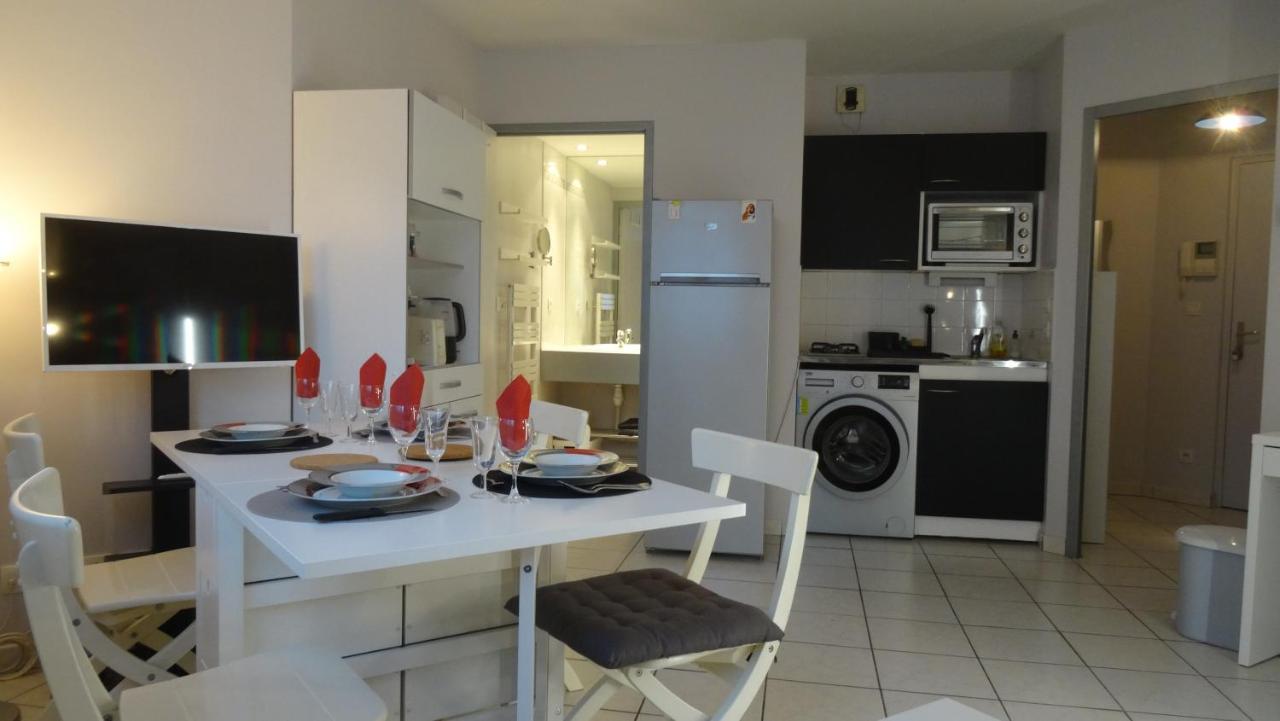 Appart T2 Standing Tout Confort Au Calme - Parking En Option Lyon Exteriör bild